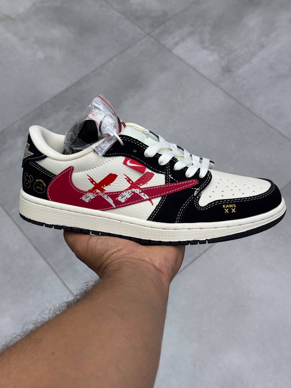 Nike Air Jordan 1 Low Travis Scott نایک ایر جردن ترویس اسکات کد 9021